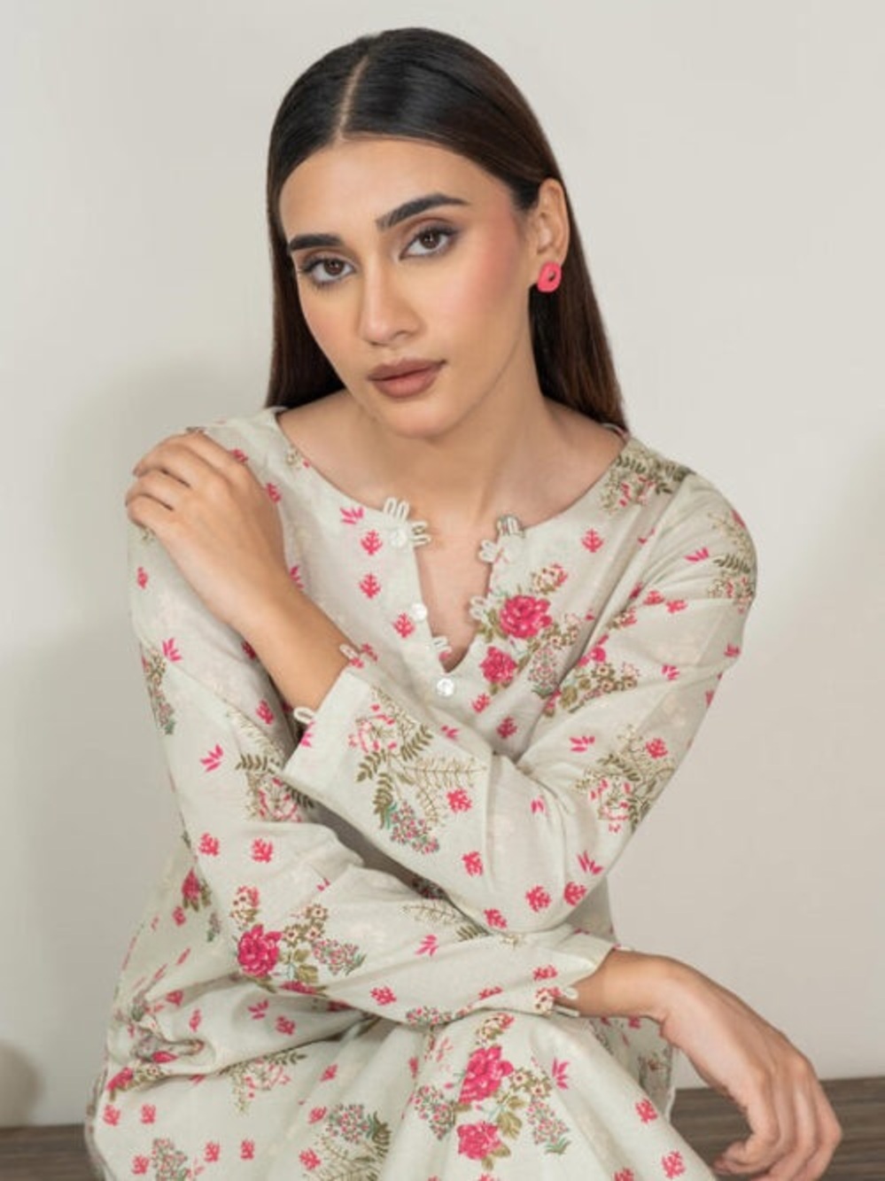 Limelight Cream Floral Kurta - Picture 2 of 2
